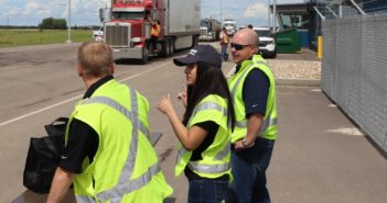 Contournement des postes de pesée : l’ACQ exerce son lobby sur Contrôle routier Québec – Plus de 1 000 $ d’économies par camion par an
