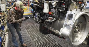 Croissance modeste pour Cummins, qui plaide pour la diversité des énergies devant le Congrès américain