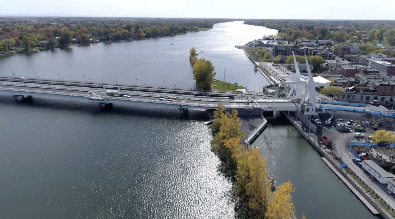 Nouveau pont mis en service à StJeansurRichelieu le 26 octobre