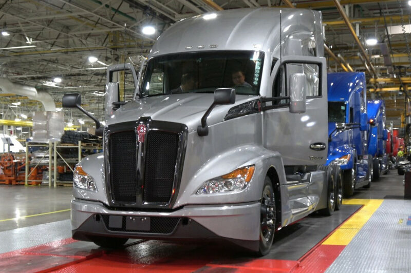 <strong>Kenworth franchit la barre des 750 000 camions assemblés à Chillicothe</strong> article image