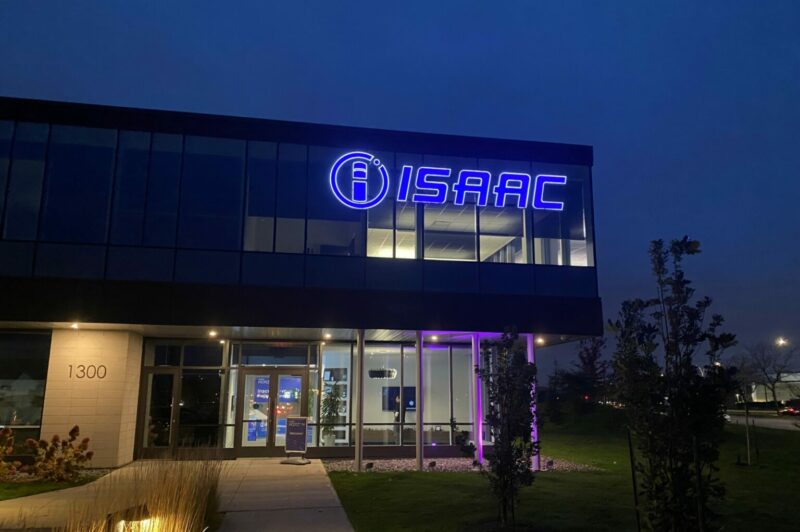 Isaac Instruments fête ses 25 ans et célèbre une décennie consacrée au camionnage article image