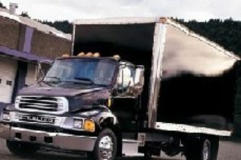 L’usine d’assemblage de camions Sterling de St-Thomas, en Ontario, fermera ses portes – Daimler tue la marque. article image