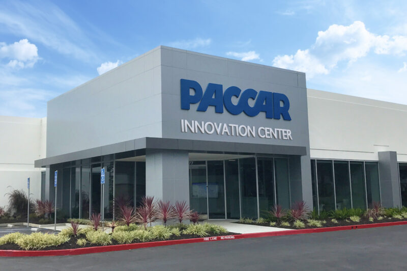 Profits nets en hausse de 50% et investissements en recherche chez Paccar article image
