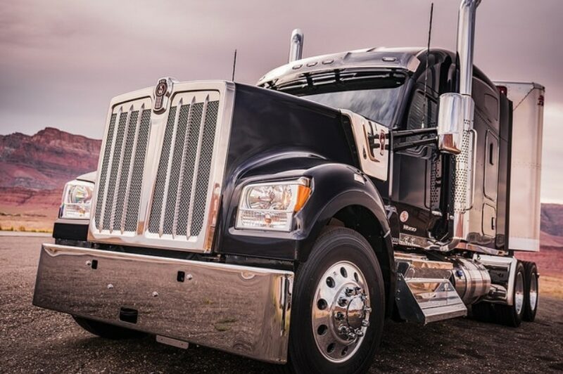 Kenworth ajoute le W990 à son porte-folio article image