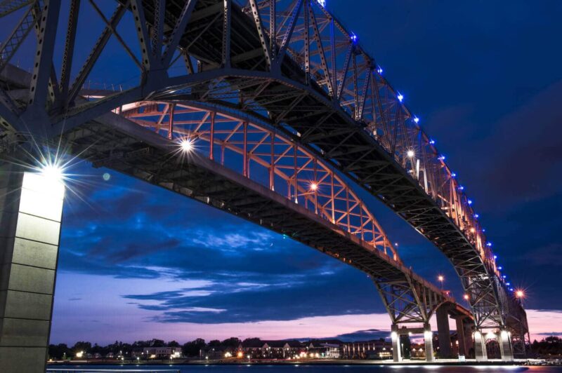 Hausse des péages le 1er novembre sur le pont Blue Water entre Sarnia et Port Huron article image