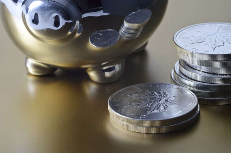 Lendemain de négociations : les achats de camions plus coûteux à financer et les contrats US moins rentables en raison des hausses du dollar canadien et des taux d’intérêt article image