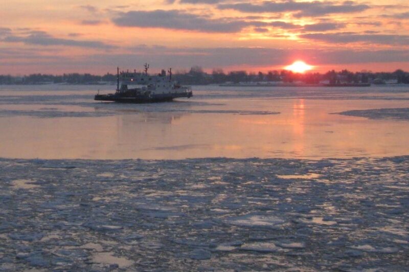 Le traversier Sorel/St-Ignace immobilisé par un embâcle article image