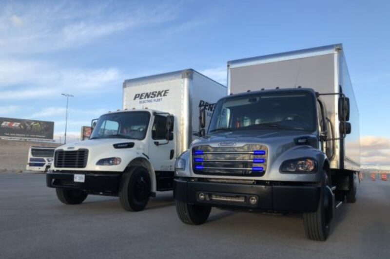 Freightliner dévoile ses premiers camions électriques article image