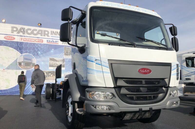 Peterbilt élargit sa gamme de camions électriques article image