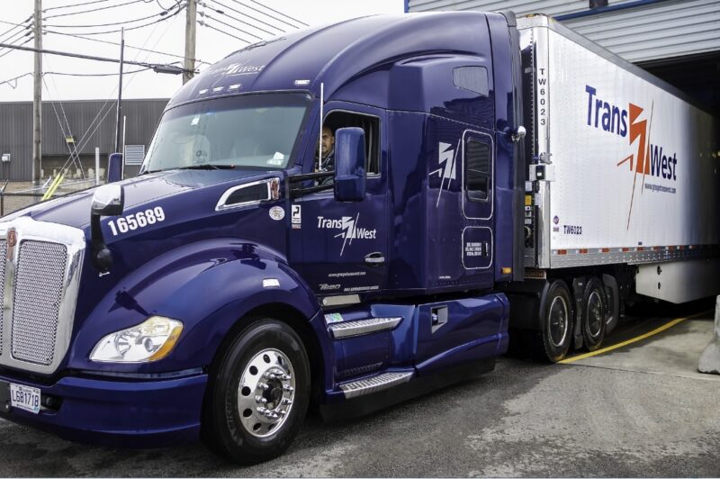 Le Canada investit pour réduire les émissions d'une entreprise de camionnage québécoise article image