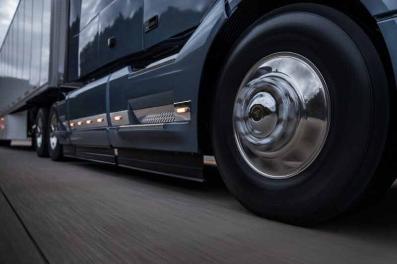 Bitume Québec demande plus d’investissements routiers article image