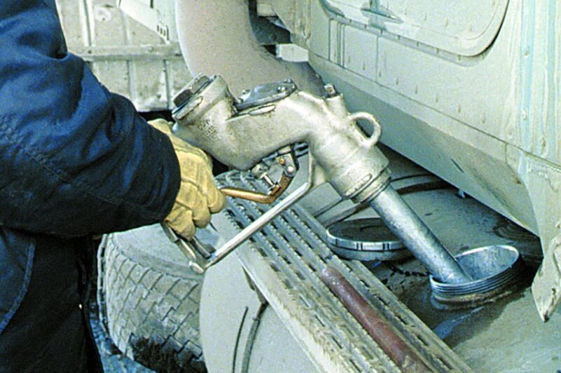 Registre du carbone pour le camionnage : l’industrie demande à Ottawa de refaire ses devoirs article image