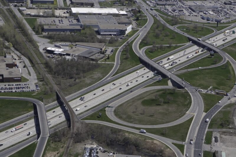 Nouveau chantier dans l'axe de l'autoroute 40 à Montréal article image