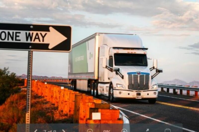 Des véhicules autonomes d’UPS commencent à transporter des marchandises article image