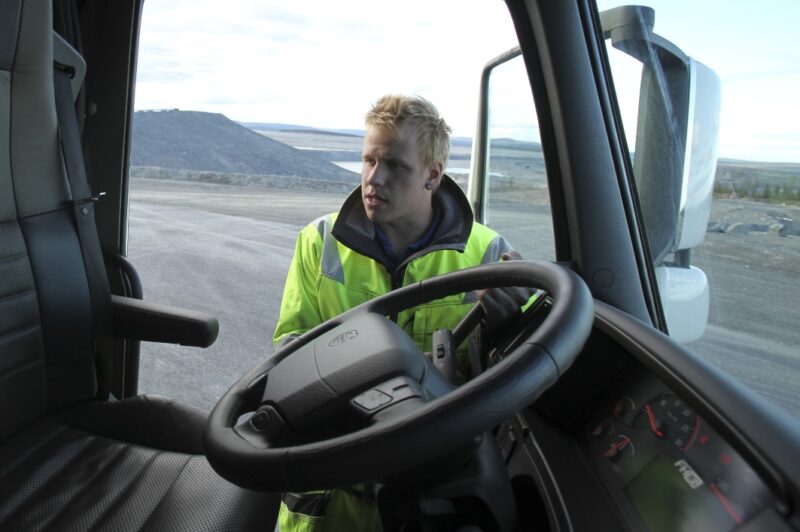 Les camionneurs parmi les plus malheureux au travail article image