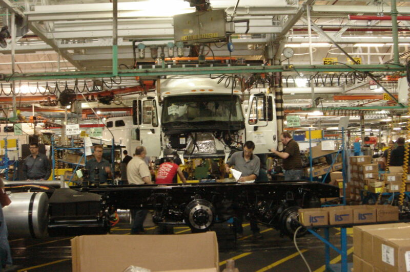 80% moins de commandes de camions classe 8 article image