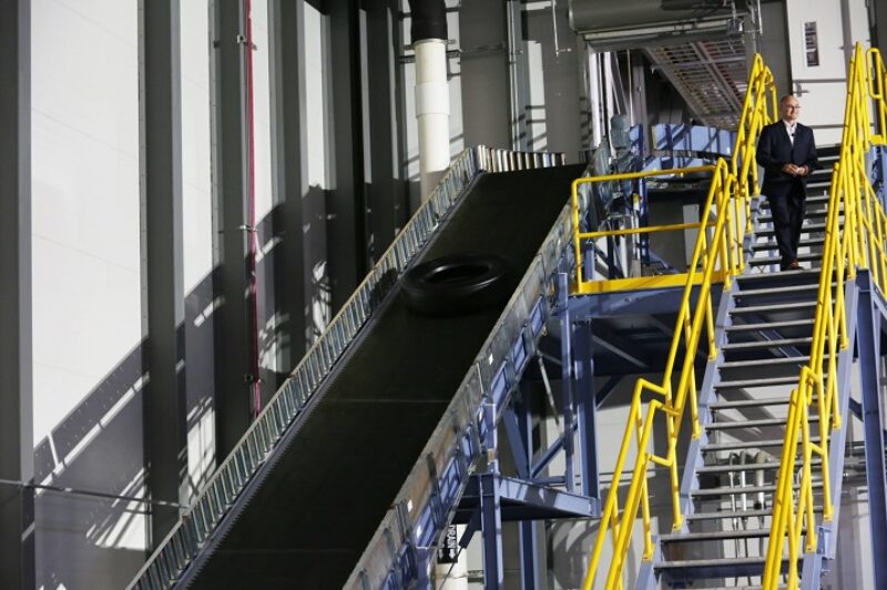 Continental ouvre une usine de pneus de 1,4 milliard de dollars à Clinton article image
