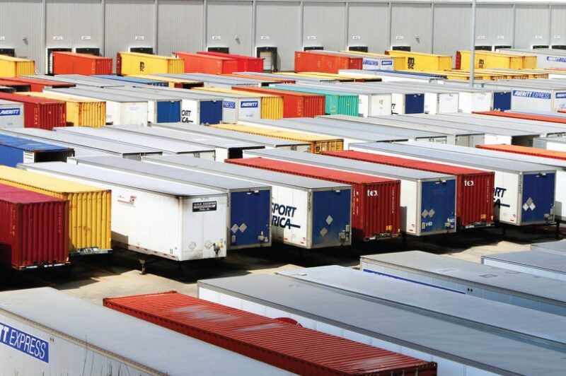 Baisse des commandes de remorques en décembre article image