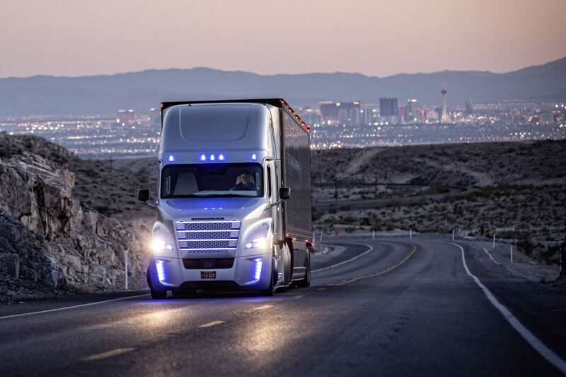 DERNIÈRE HEURE: la réglementation US sur les heures de service modifiée pour offrir plus de flexibilité aux camionneurs article image