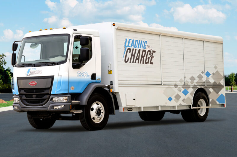 Peterbilt prend les commandes pour le Model 220EV article image