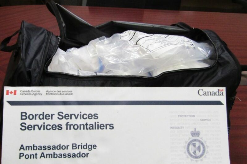 21 kilos de méthamphétamine saisis dans un camion article image