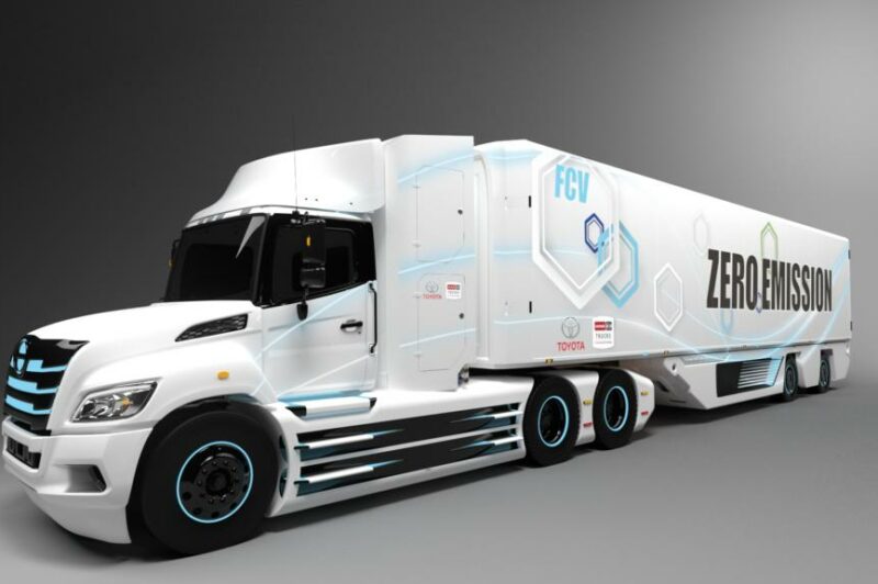 Hino et Toyota développent un camion de classe 8 à pile à combustible hydrogène article image