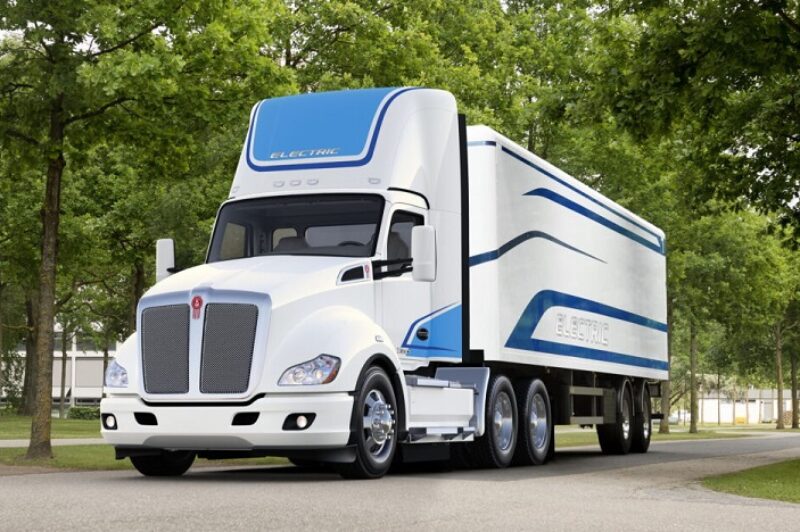 Kenworth dévoile son premier camion électrique à batterie de classe 8 article image