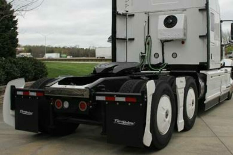 AeroKit de FlowBelow pour le Mack Anthem article image