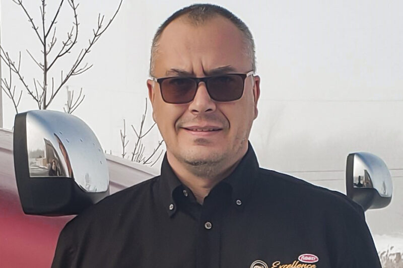 Excellence Peterbilt accueille un nouveau directeur de succursale article image