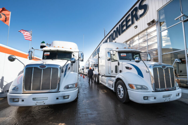 Les prix des camions d'occasion continuent d’augmenter, selon Ritchie Bros. article image