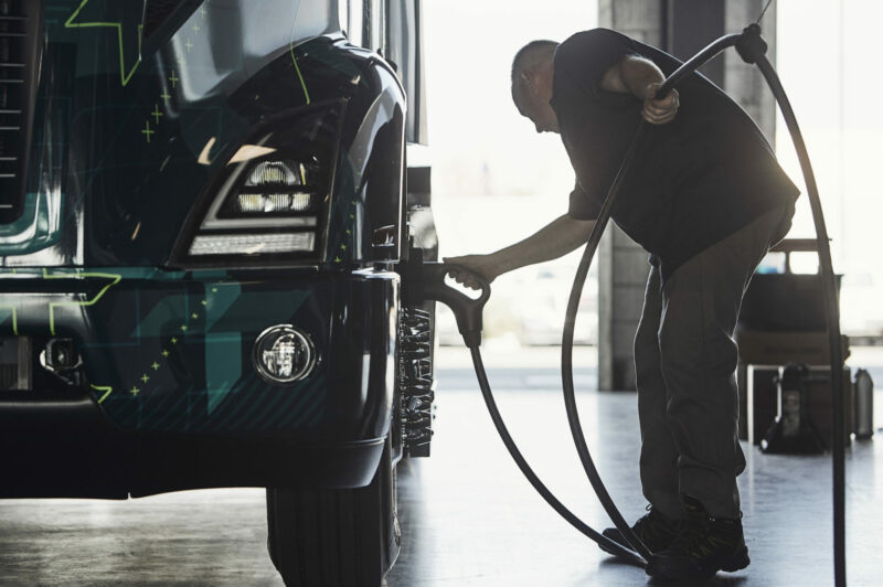 186 poids lourds électriques immatriculés au Québec – Aide financière de 225 millions $ article image