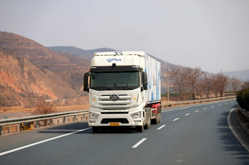 Camions autonomes : Les Chinois s’intéressent aux technologies nord-américaines article image