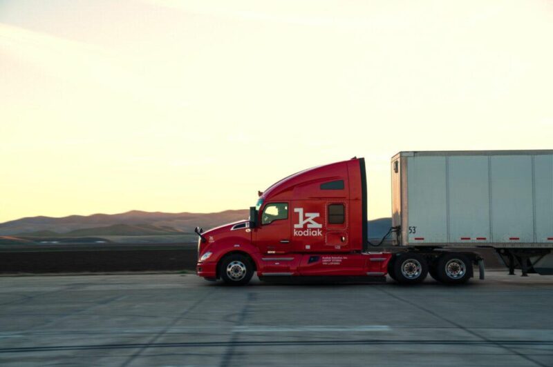 Bridgestone investit dans Kodiak Robotics, un fournisseur de technologies de conduite autonome article image