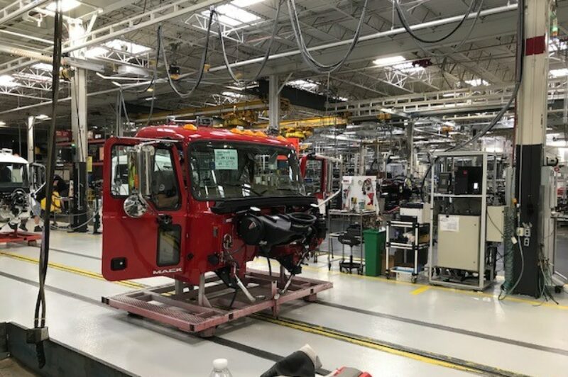 Les commandes de camions de classe 8 grimpent de 11% en juin article image
