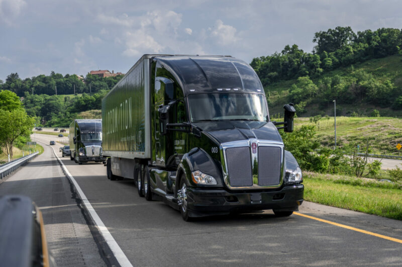 Camions autonomes : ZF s’allie à Locomation article image