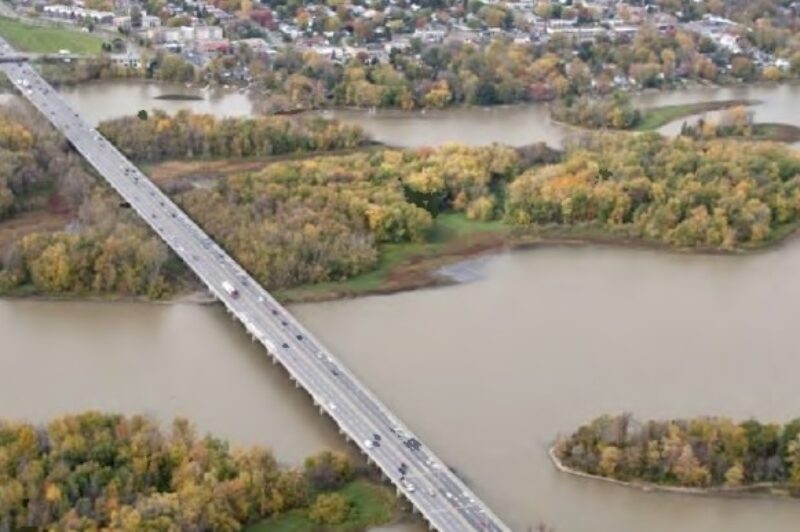 Autoroute 15 entre Laval et Boisbriand : Le pont sera reconstruit et sera plus large article image