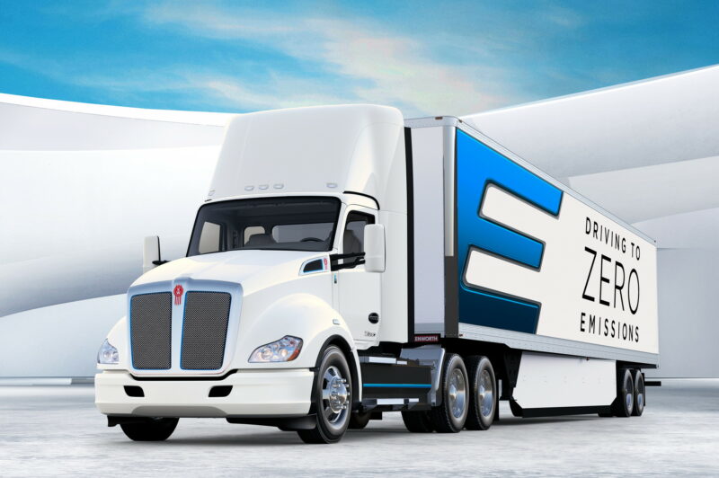 Kenworth forme ses techniciens à l’entretien des camions électriques article image