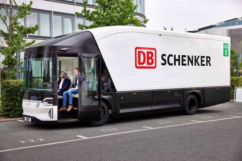 La multinationale logistique DB Schenker commande 1470 camions électriques Volta article image