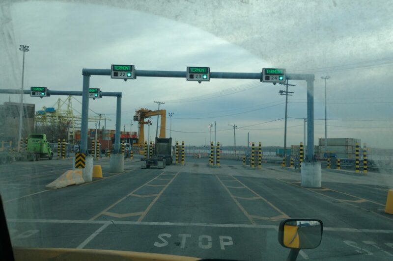 Termont : Accès modifié pour les camions allant au terminal Viau dès le 21 février article image