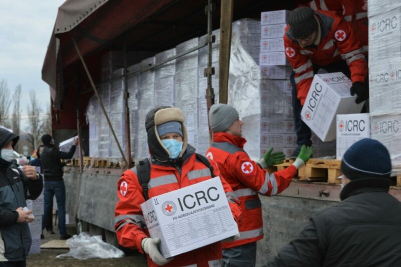 Les clients de ONroute recueillent 57 000 $ pour venir en aide à l'Ukraine article image
