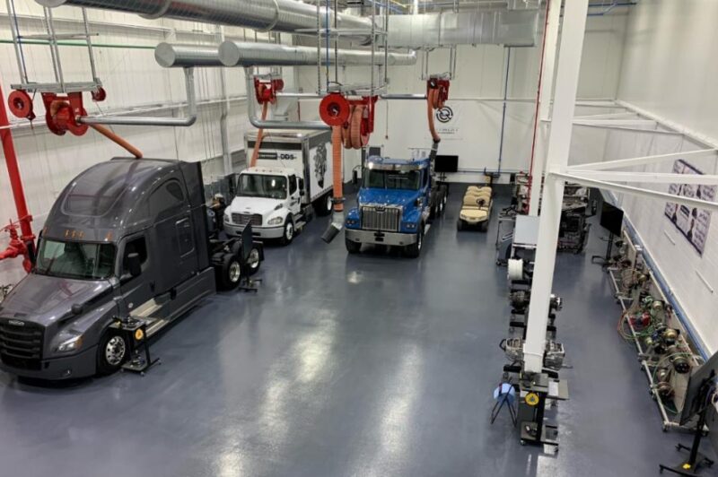 Camions électriques : DTNA modernise son centre de formation article image