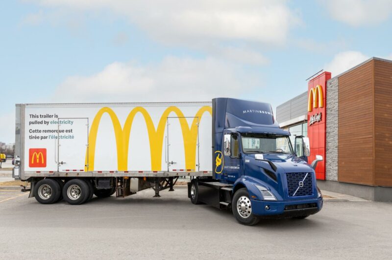 Martin Brower intègre un premier Volvo VNR Electric à sa flotte de Montréal article image