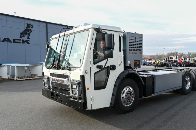 Rappel de Mack LR électriques – Direction assistée article image