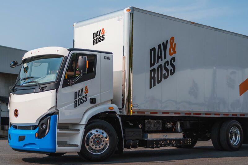 Photo : Day & Ross