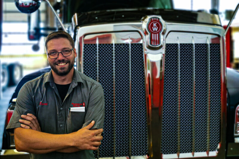 Vincent Meunier, nouveau directeur des pièces chez Kenworth Maska article image