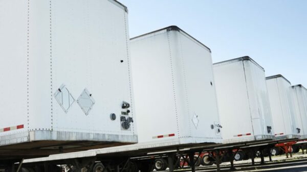 Semi truck trailers alternate text for this image