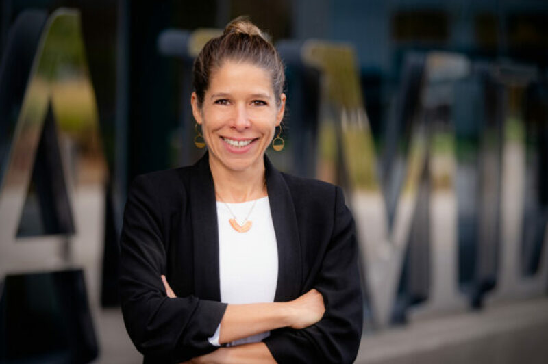 Joanna Buttler nommée à la tête du Global Autonomous Technology Group de DTNA article image