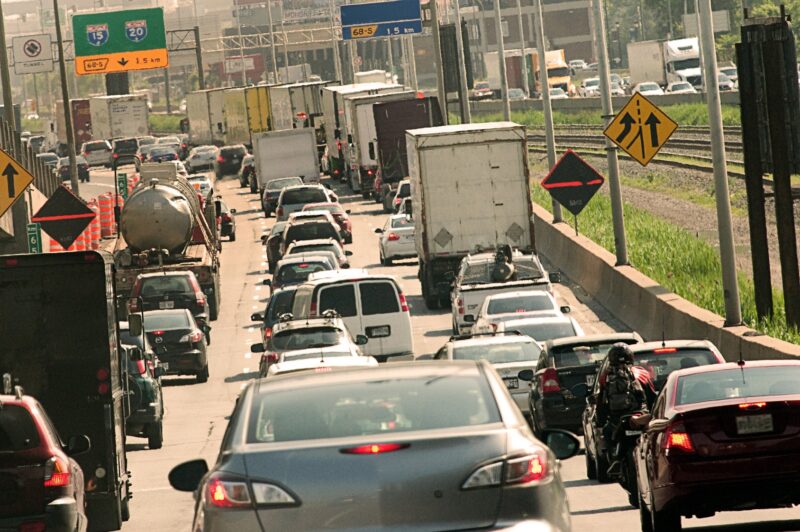 Québec limite à 3 % les hausses de frais d’immatriculation et de permis de conduire article image
