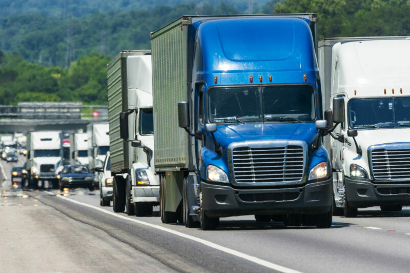 <strong>Légère baisse des prix des camions usagés en février</strong> article image