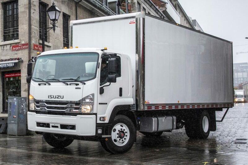 Une portion du Vieux-Montréal fermée aux camions en 2024 article image